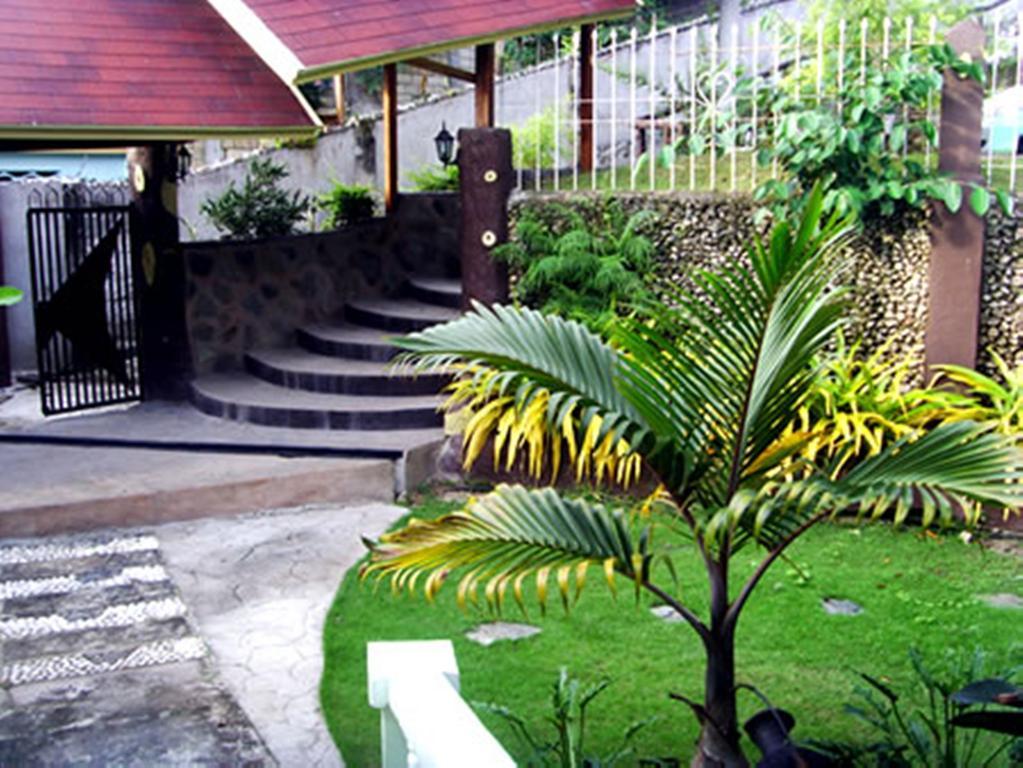 Casa Rey Francis Pension House & Restaurant Tagbilaran Dış mekan fotoğraf